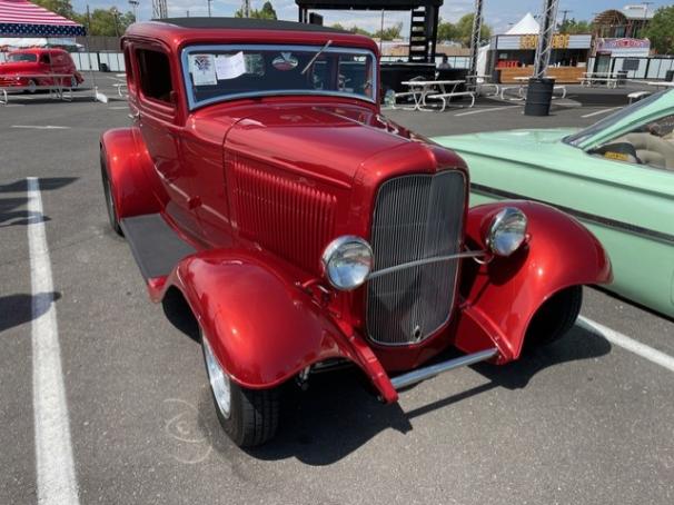 1932 Ford 5 Window Coupe